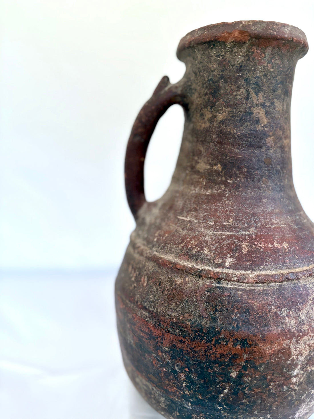 Draa Vintage Terracotta Water Jar – Moroccan Pottery with Handle
