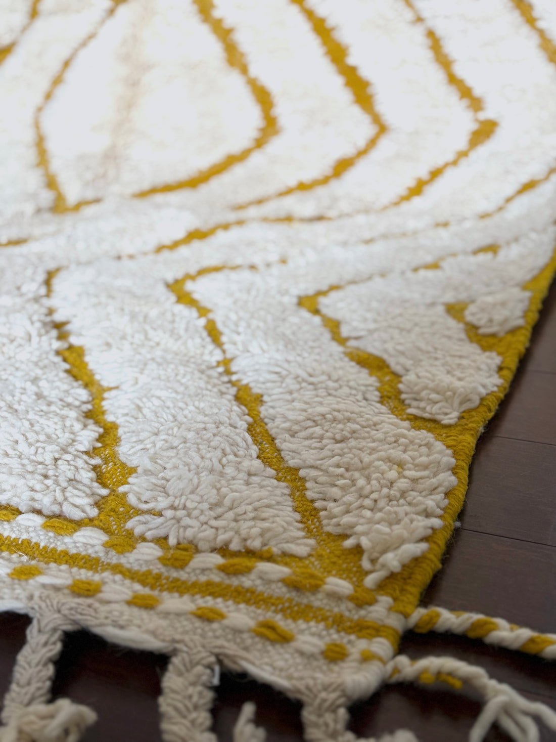 Tazra Beni Ourain Rug – Handwoven Moroccan Wool in Mustard and Ivory